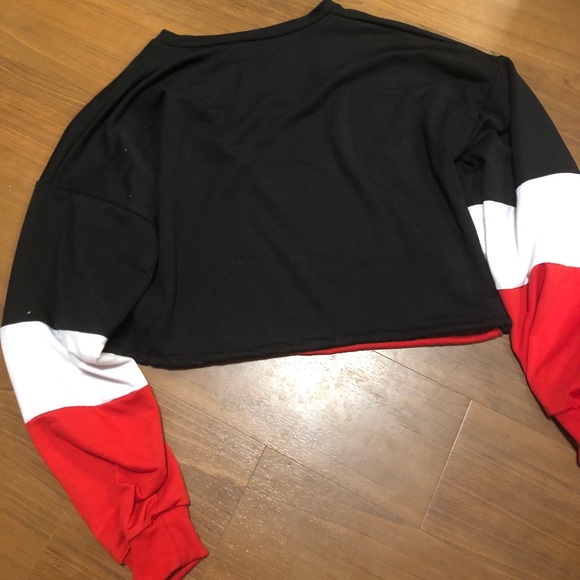 color blocked pull over - Picture 5 of 5